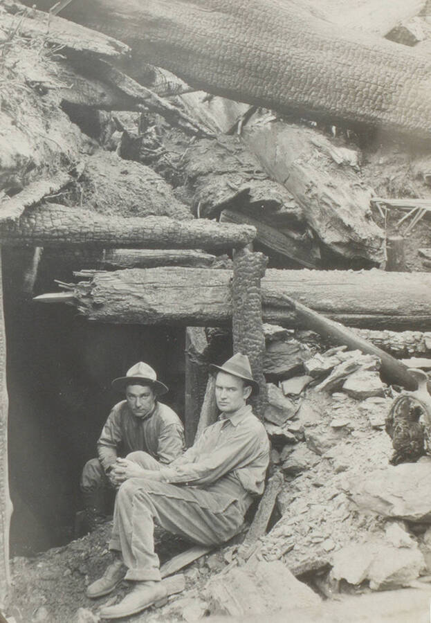 Photo text: 'Tunnel on Placer Creek where Pulaski and his men took refuge. Six died here.' This image is part of a pictorial narrative by William W. Morris titled 'Experiences on a National Forest'.