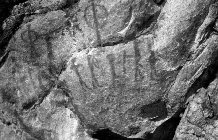 Shoshone pictographs on cliffside