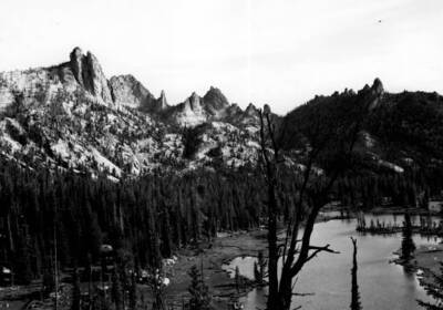 Photo text: 'Aug. 7, 1952.'