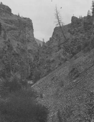 This is image is part of a report on lands found unsuitable for reserve purposes.