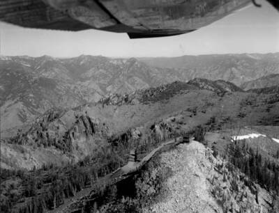 Photo text: 'Elevation 9130 feet'