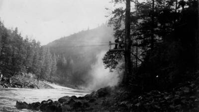 Photo text: 'Nov. 1932.'