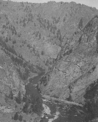 This is image is part of a report on lands found unsuitable for reserve purposes. Note: Kansas Creek is not a known geographic label.