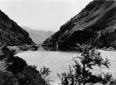 This image is part of a USFS series labelled 'American Guide'.