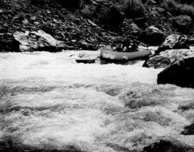 Work crew rafting Middle Fork of Salmon