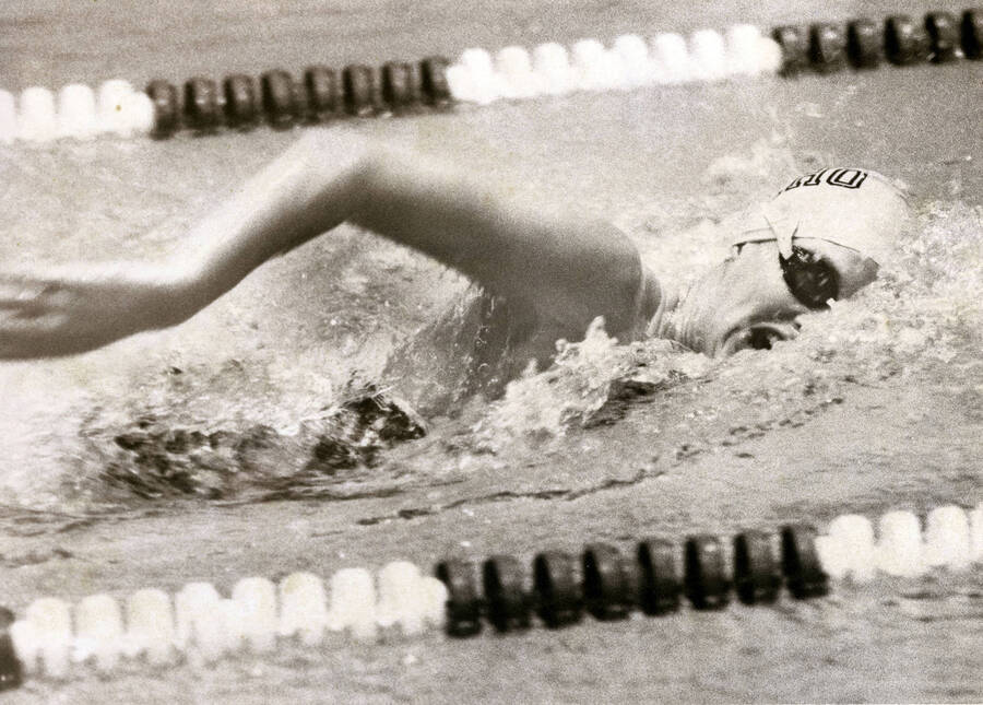 Tonya Nofziger swimming. Caption: ""1st leg of women's 800 meter freestyle.""