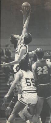 Vandals basketball vs. the University of Washington Huskies.