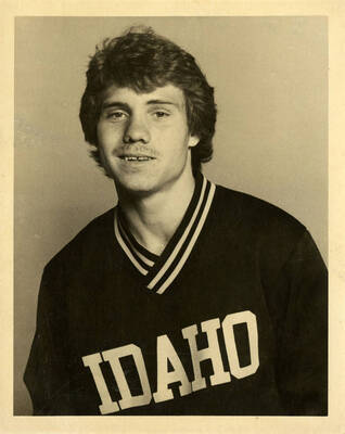 Portrait of Calvin Loveall, RB, wearing an IDAHO shirt.