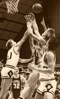 Vandals basketball vs. Carrol University Pioneers.