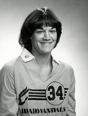 Portrait of Janine Peard.