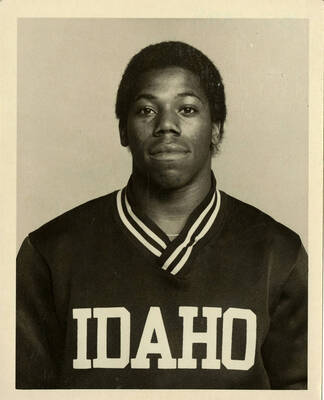 Portrait of Kerry Hickey, junior running back, wearing an IDAHO shirt.