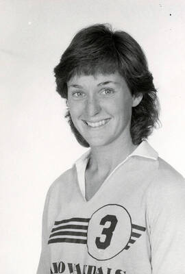 Portrait of Laura Burns.