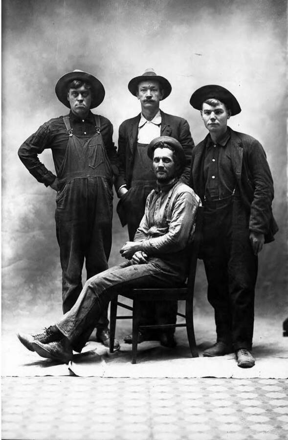Forest fire August 20, 1910 - Group of men that saved 40 men in the forest fire of 1910.