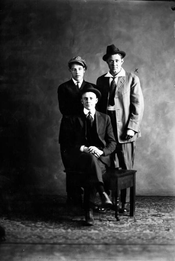 Joe Johnson on the right with two unidentified men. Joined the army for the first call to the front in World War I.