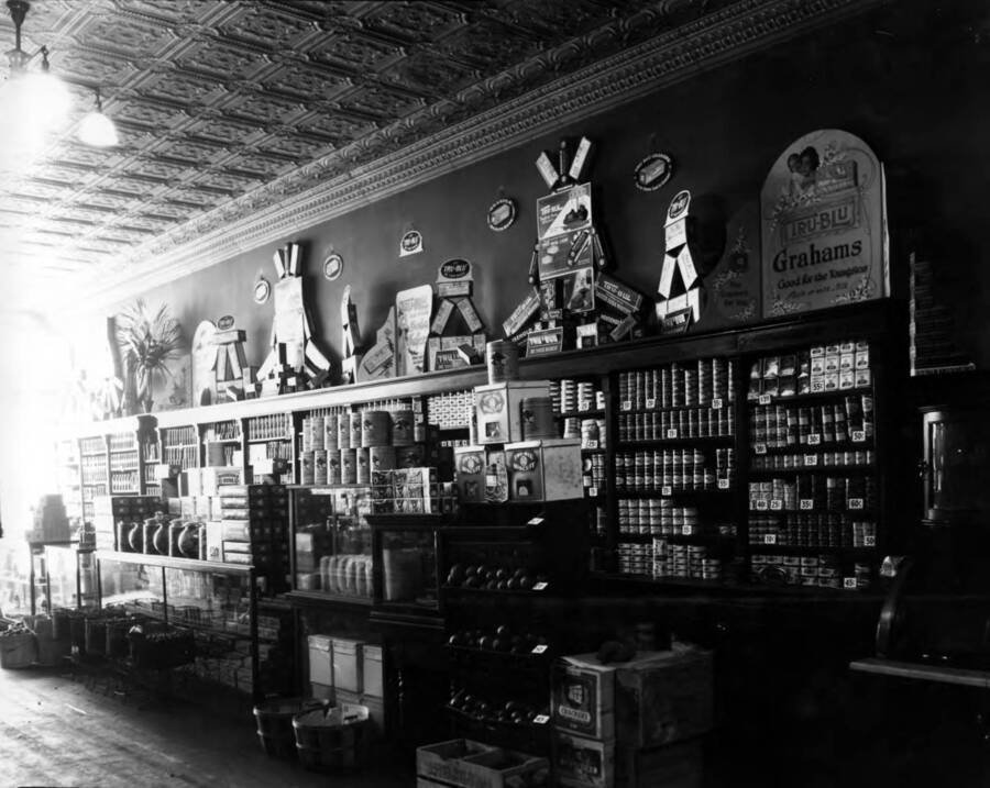 Interior view of a Tru Blu display in United Stores February 21, 1920