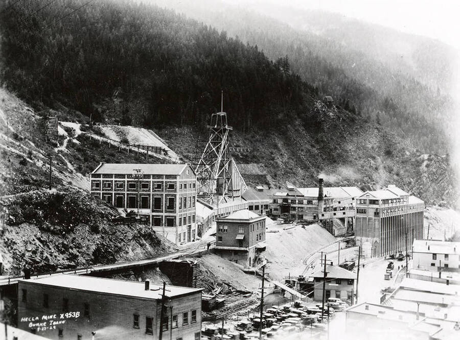 View of the buildings on Hecla mine in Burke, Idaho. The new hoist house can also be seen.