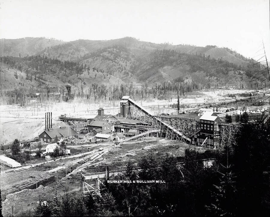 Images shows the Bunker Hill and Sullivan Mill in Kellogg, Idaho [1904]; Various milling buildings are pictured; Image is the same as 8-B490.