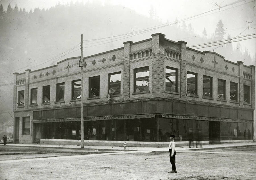 Exterior view of the Worstell Company store in Wallace, Idaho, after the "Big Burn" forest fire of 1910.