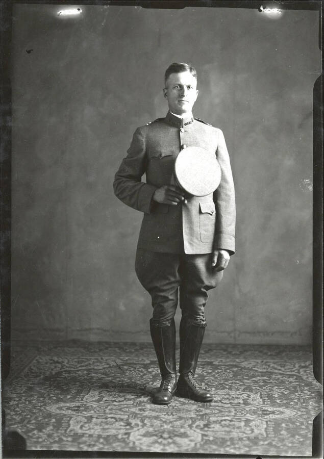 A formal portrait of Dr. Herbert Mowery in his military uniform.