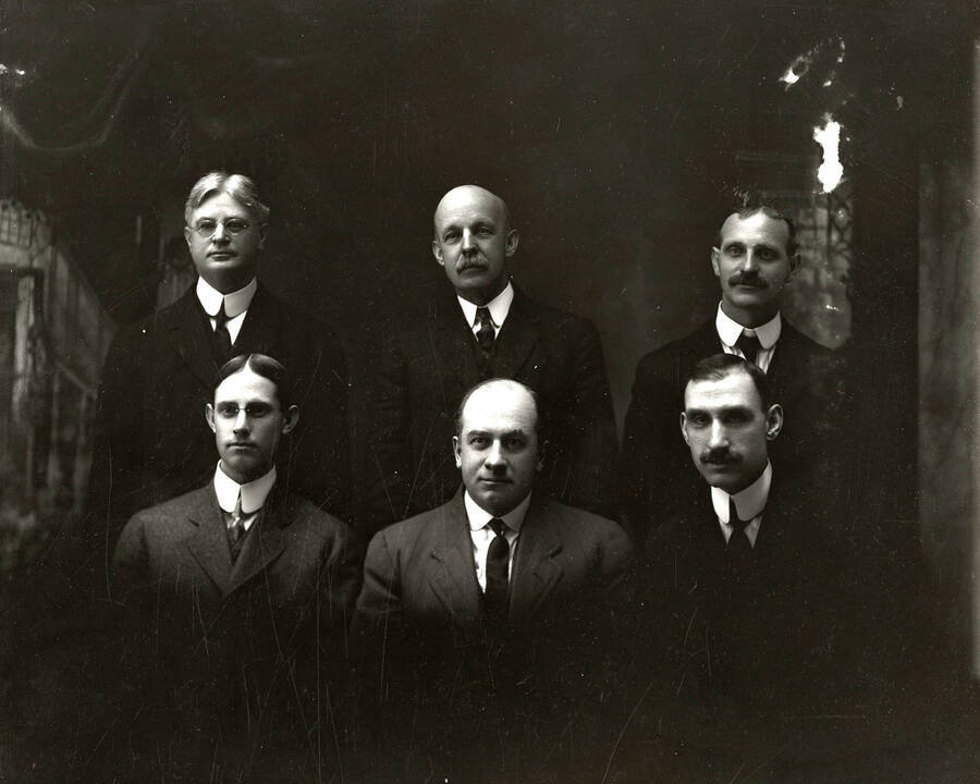 Group photo of the six members of the Wallace School Board.