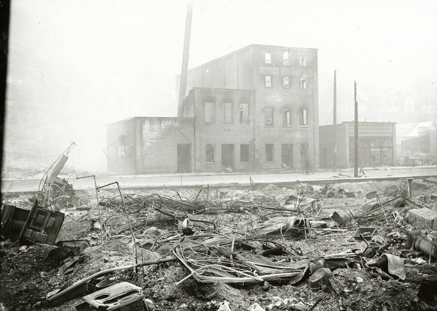 The Sunset Brewery building in Wallace, Idaho after the "Big Burn" fire of 1910.