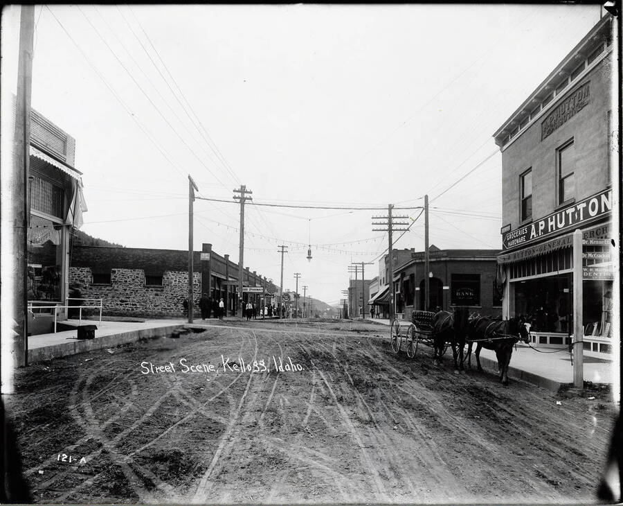 Image of McKinley Avenue shows the First State Bank of Kellogg, A.P. Hutton - General Merchandise and others