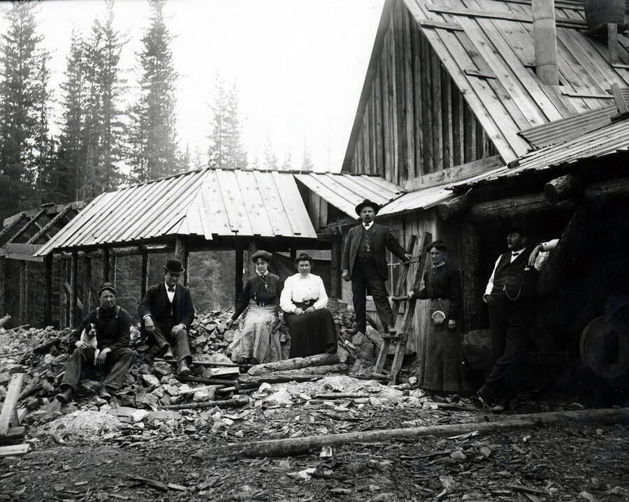 Group of people at the Tarbox mine in Saltese, Montana 1906.