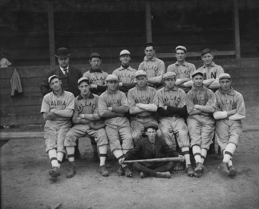 Baseball team, group picture