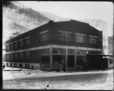 Exterior view of Hendricks Garage.