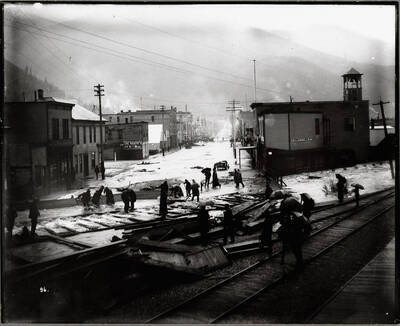 Image is of Wallace, Idaho after the Canyon Creek flood November 15, 1906.