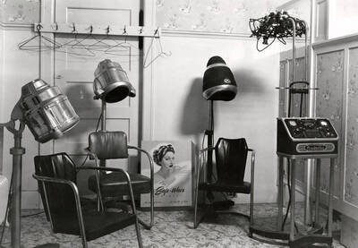 Beauty Shop [08]