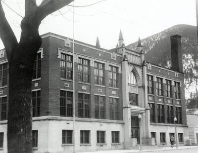 Exterior view of the high school in Wallace, Idaho.