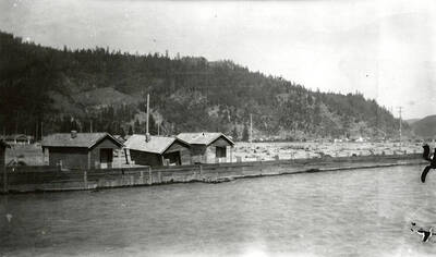 The Sunnyside Addition in Kellogg, Idaho during the flood of 1933.