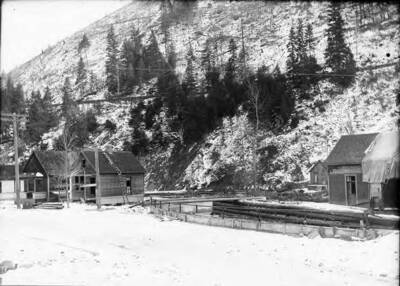 Identified by Helen C. McPhee, flood