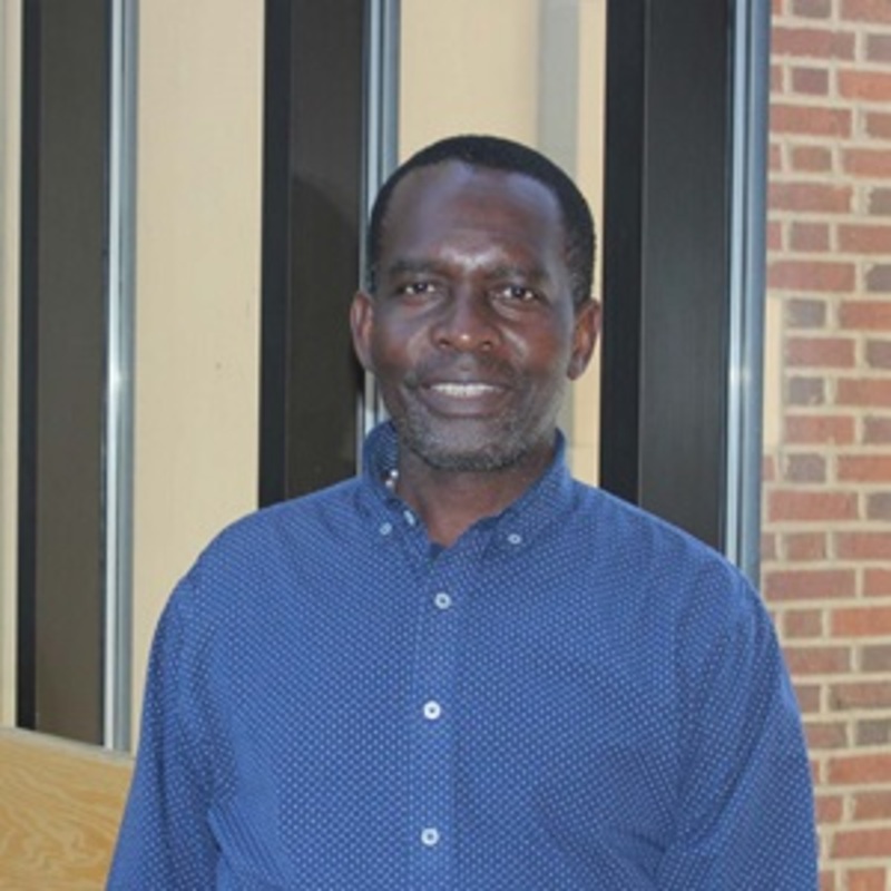 Photo of Dr. Onesmo Balemba who came to the University of Idaho WWAMI in 2008.