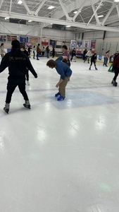 BSU goes to ice-skating [05]