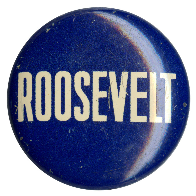 Round, blue button with white text reading "Roosevelt".