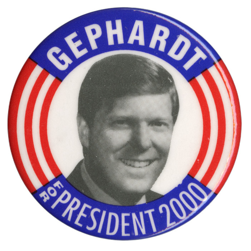 Round button with a border of solid blue and red and white stripes. In the center is a black and white photograph of Richard Gephardt. White text reads "GEPHARDT FOR PRESIDENT 2000"