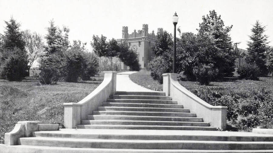 1923 photograph of the Hello Walk steps. Administration Building in background. [PG1_102-01b]
