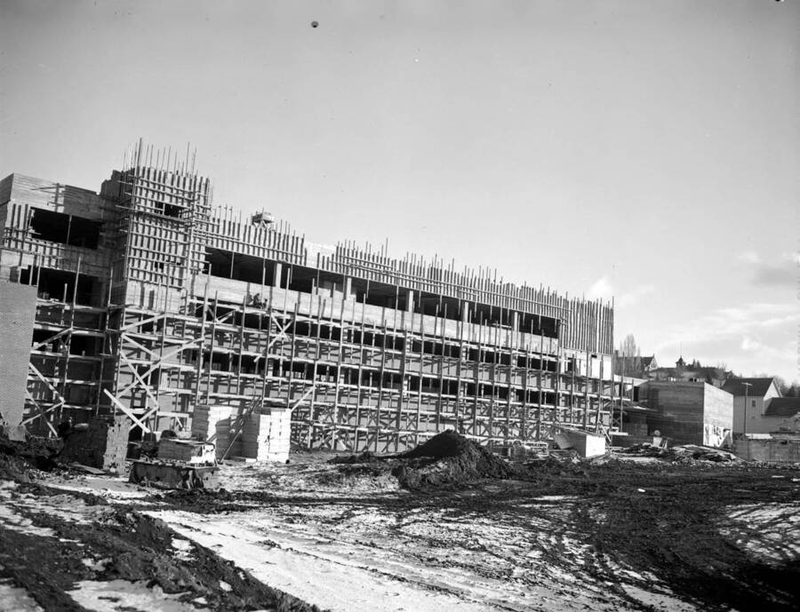 December 9, 1949 photograph of the Agricultural Science Building under construction. [PG1_111-20b]