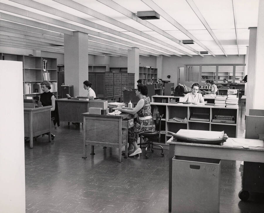Library, University of Idaho. Technical services: cataloging, first floor. [122-10]