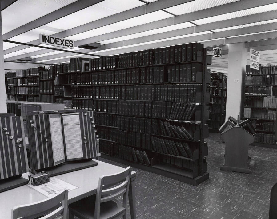 1978 photograph of the Library. Indexes on shelves in foreground. [PG1_122-088]