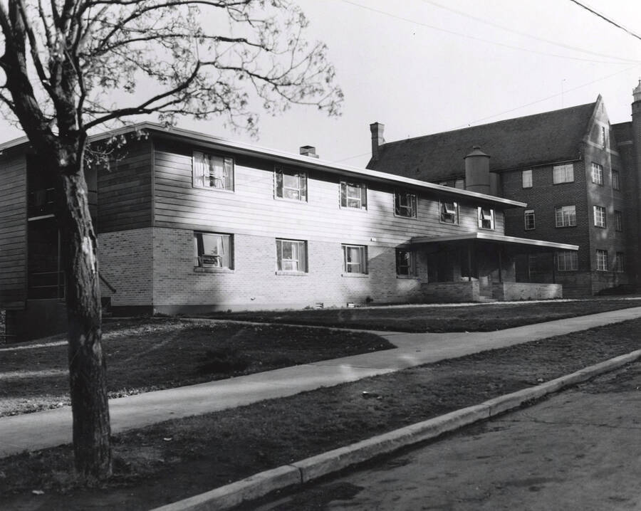1953 photograph of the Ethel Steel House. Forney Hall to the right. [PG1_124-07]