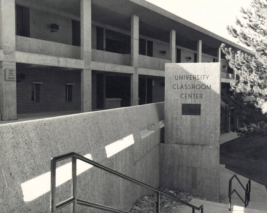 1965 photograph of University Classroom Center. The University Classroom Center later became the Teaching and Learning Center. [PG1_128-14]