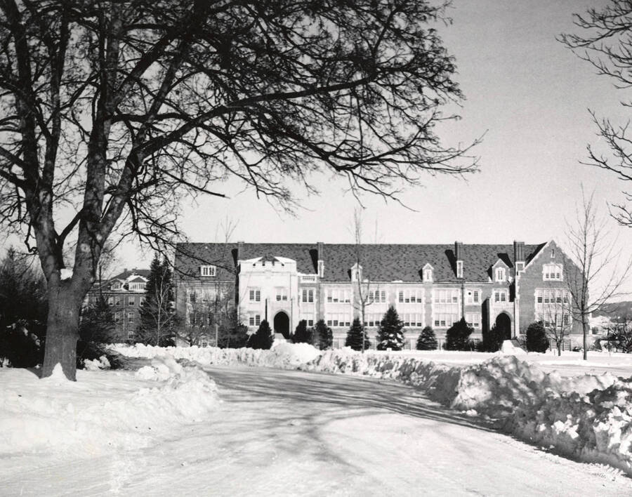 1956 photograph of the Life Sciences Building. Snow covers the scene. Donor: Publications Dept. [PG1_132-02]