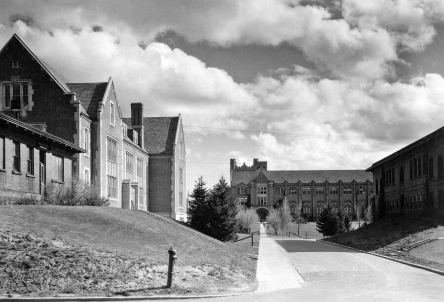 1926 photograph of University of Idaho campus. Main entrance into Administration Auditorium. Donor: Biological Sciences Dept. [PG1_002-34]