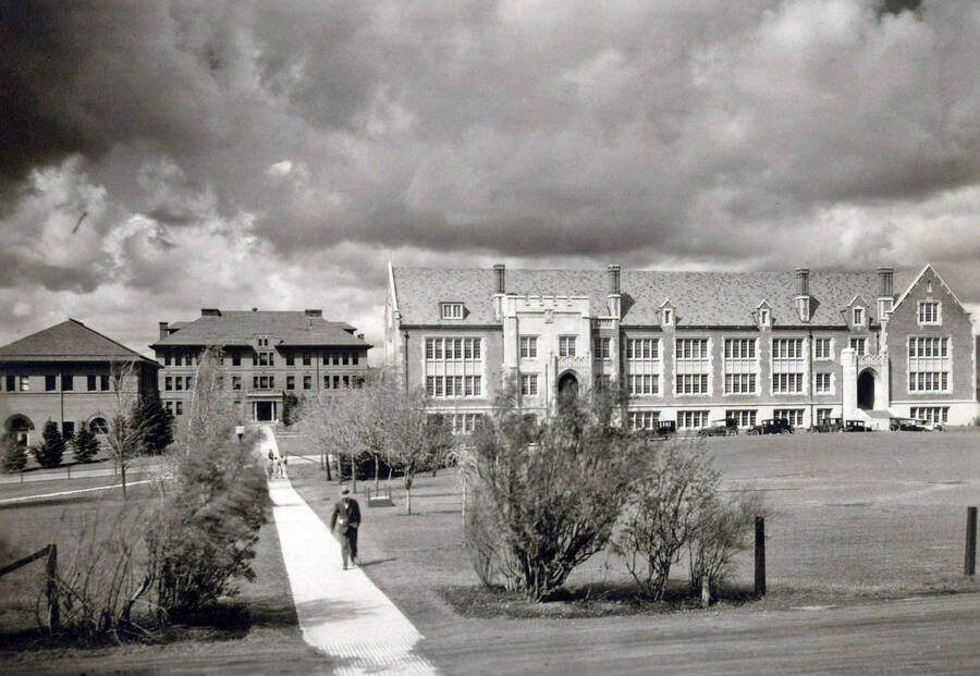 1926 panoramic photograph of University of Idaho campus. View from the Administration lawn. Donor: Biological Sciences Dept. [PG1_002-36]