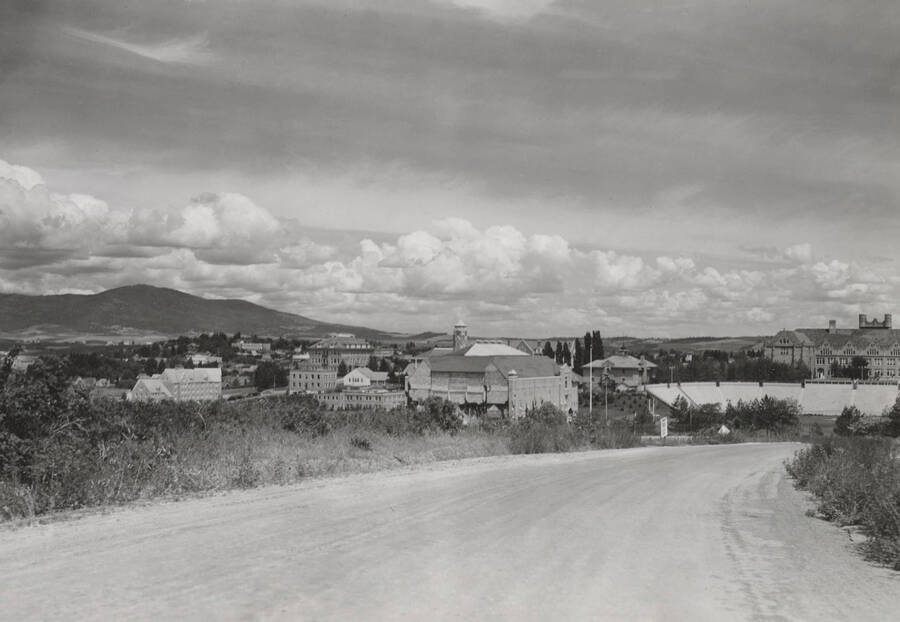 University of Idaho campuses, panoramic view east from old Pullman highway. [2-6]