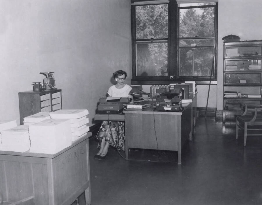 1957 photograph of the Library. Office of secretary Noreen Sandell. [PG1_201-23]