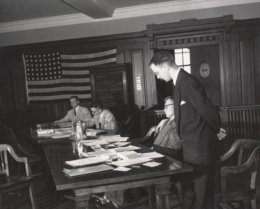 1952 photograph of the College of Law. Students participate in a mock trial. Donor: Publications Dept. [PG1_203-04]